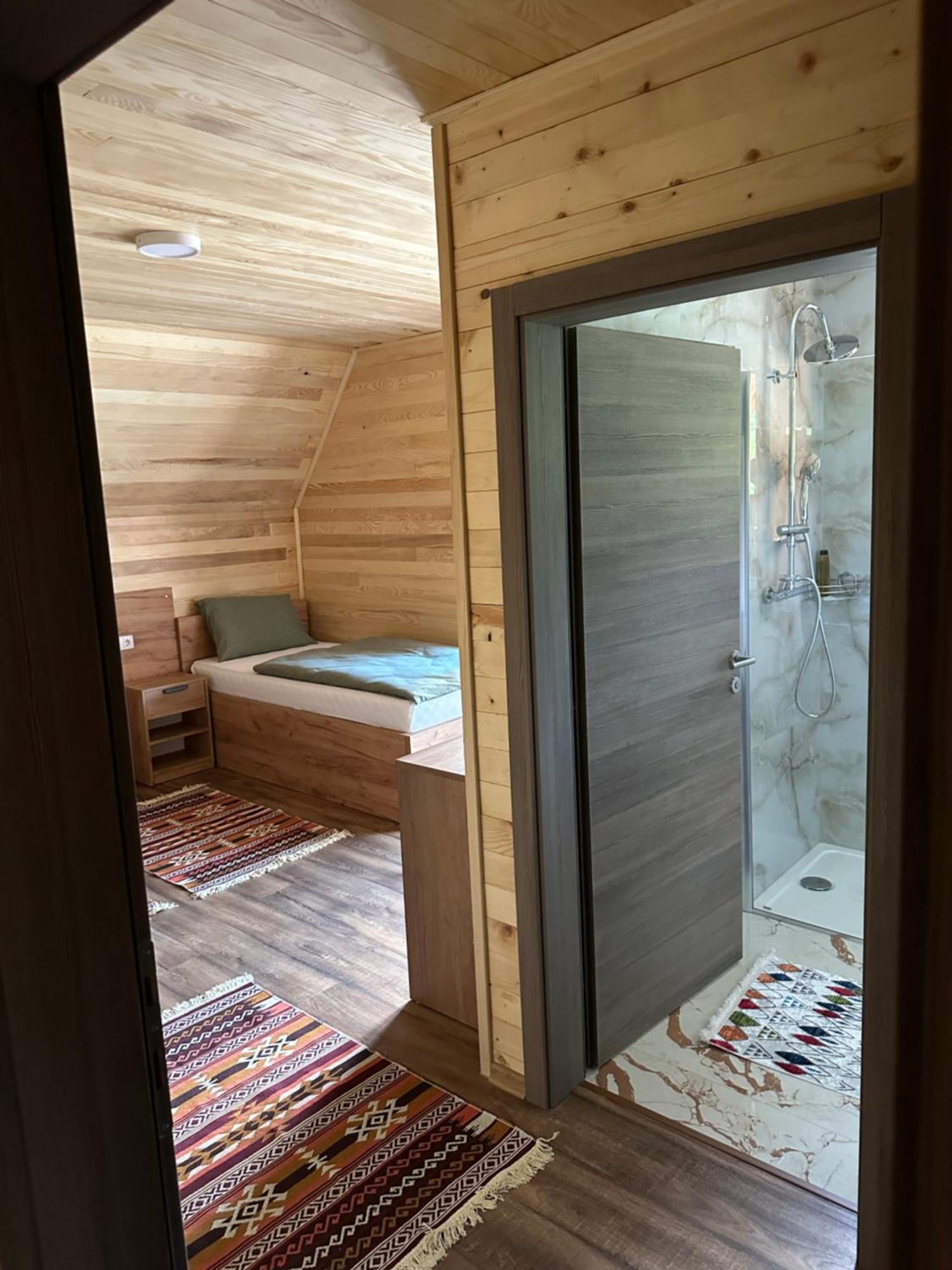 Zolaci Bungalow House - 5 Rooms מראה חיצוני תמונה